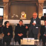 20 novembre 2015 - Scuola paritaria “Vittorio Veneto” di Quaracchi (Firenze) - Consegna del contributo alla Direttrice Suor Anna Maria e al Parroco di Quaracchi Don Claudio Fattori, alla presenza del Cardinale Giuseppe Betori, Arcivescovo di Firenze